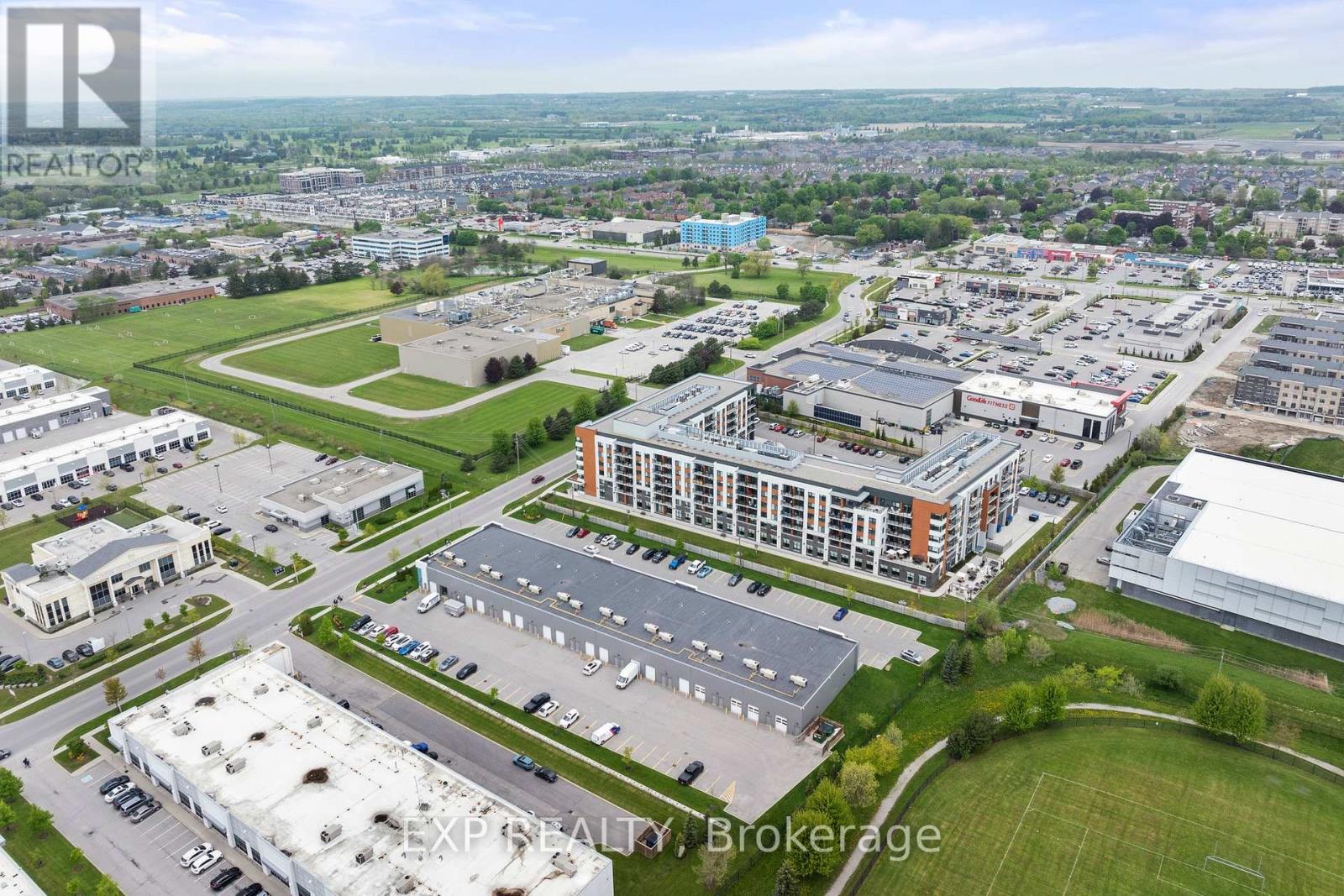 #7 #8 - 155 Mostar Street, Whitchurch-Stouffville, Ontario  L4A 0Y2 - Photo 3 - N12089333