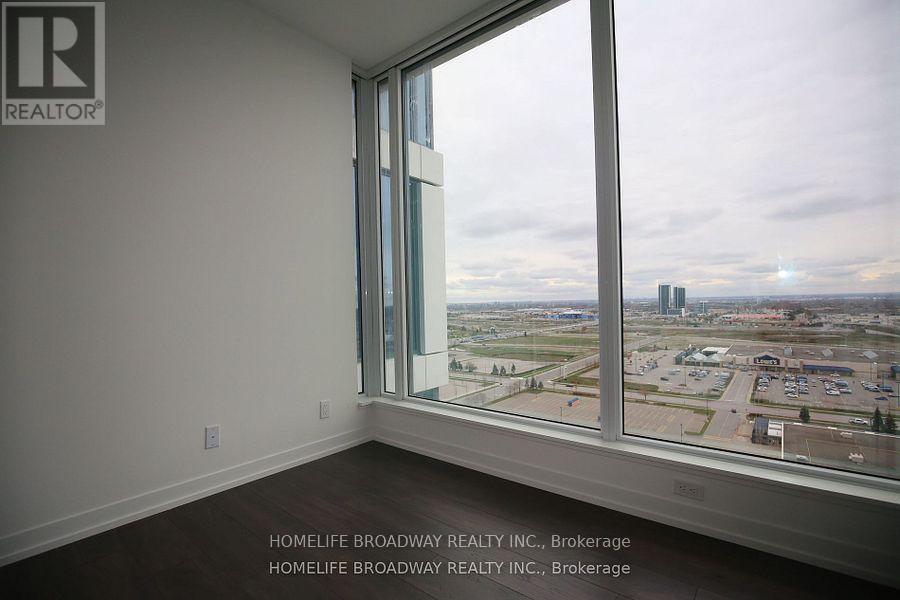2010 - 5 Buttermill Avenue, Vaughan, Ontario  L4K 0J5 - Photo 7 - N12089369