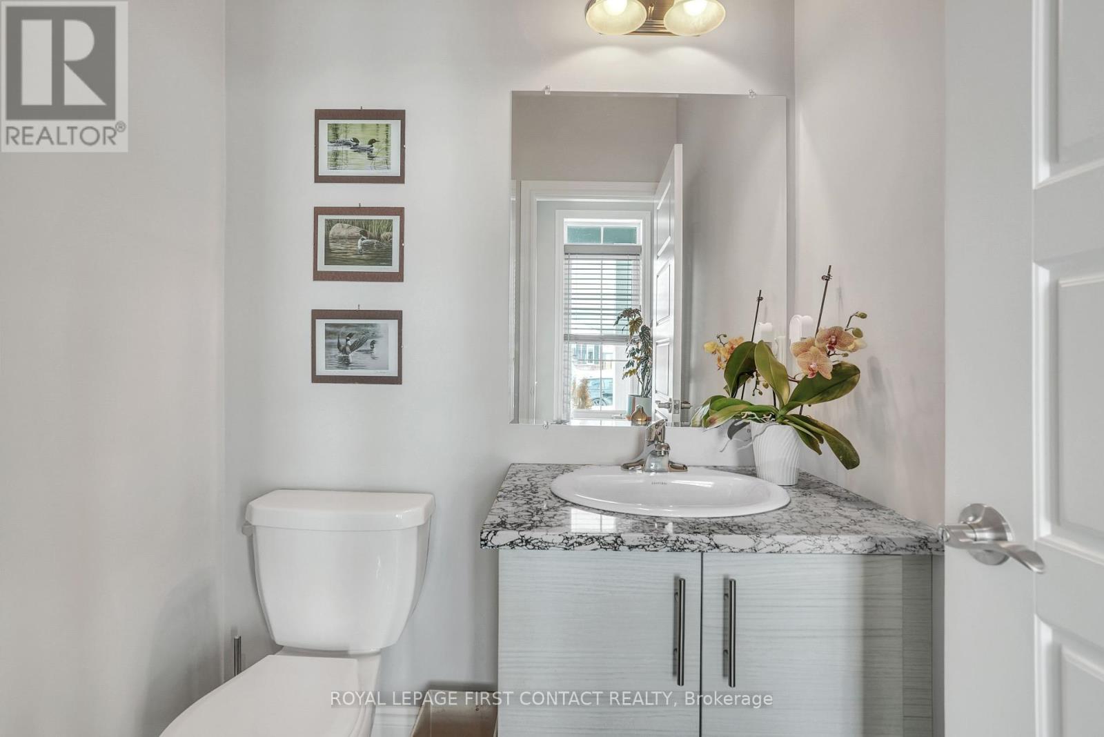 5 Charlie Rawson Boulevard, Tay, Ontario  L0K 2A0 - Photo 19 - S12089358