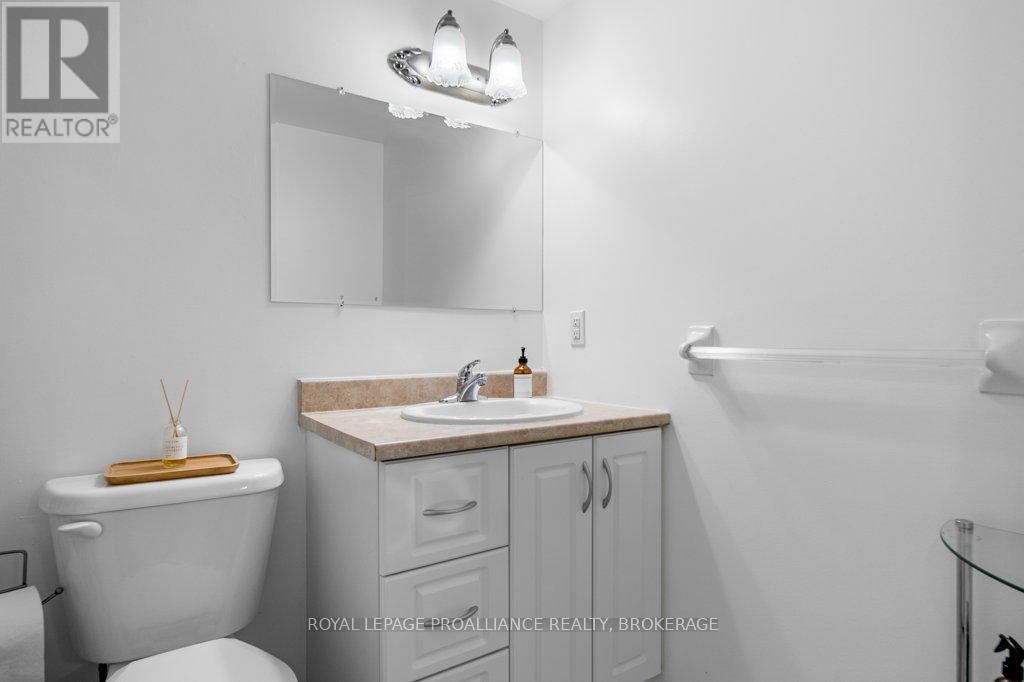 208 - 316 Kingsdale Avenue, Kingston (East Gardiners Rd), Ontario  K7M 8S2 - Photo 27 - X12089185