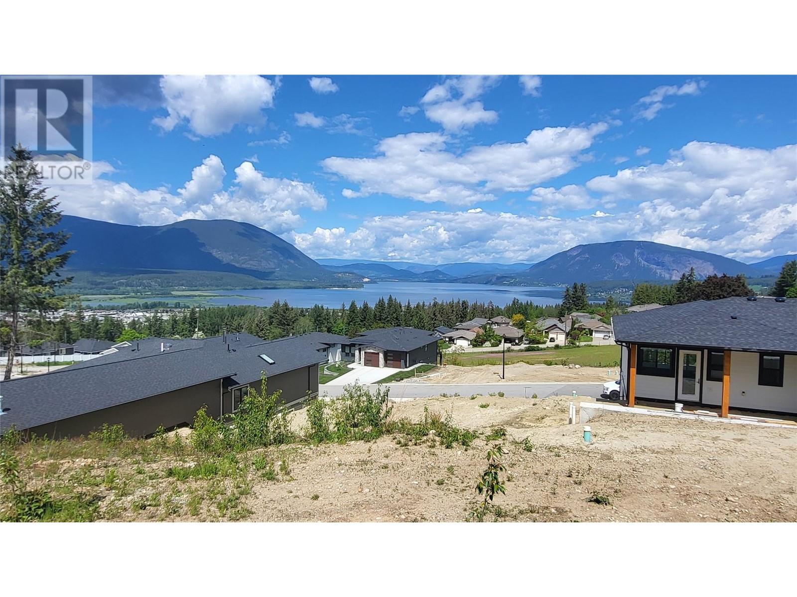 1120 16 Avenue Unit# 8 Lot# 8, Salmon Arm, British Columbia  V1E 2Z7 - Photo 3 - 10344052
