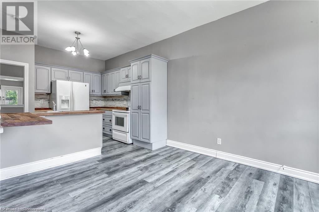 26 Madison Avenue, Hamilton, Ontario  L8L 5Y3 - Photo 5 - 40716545