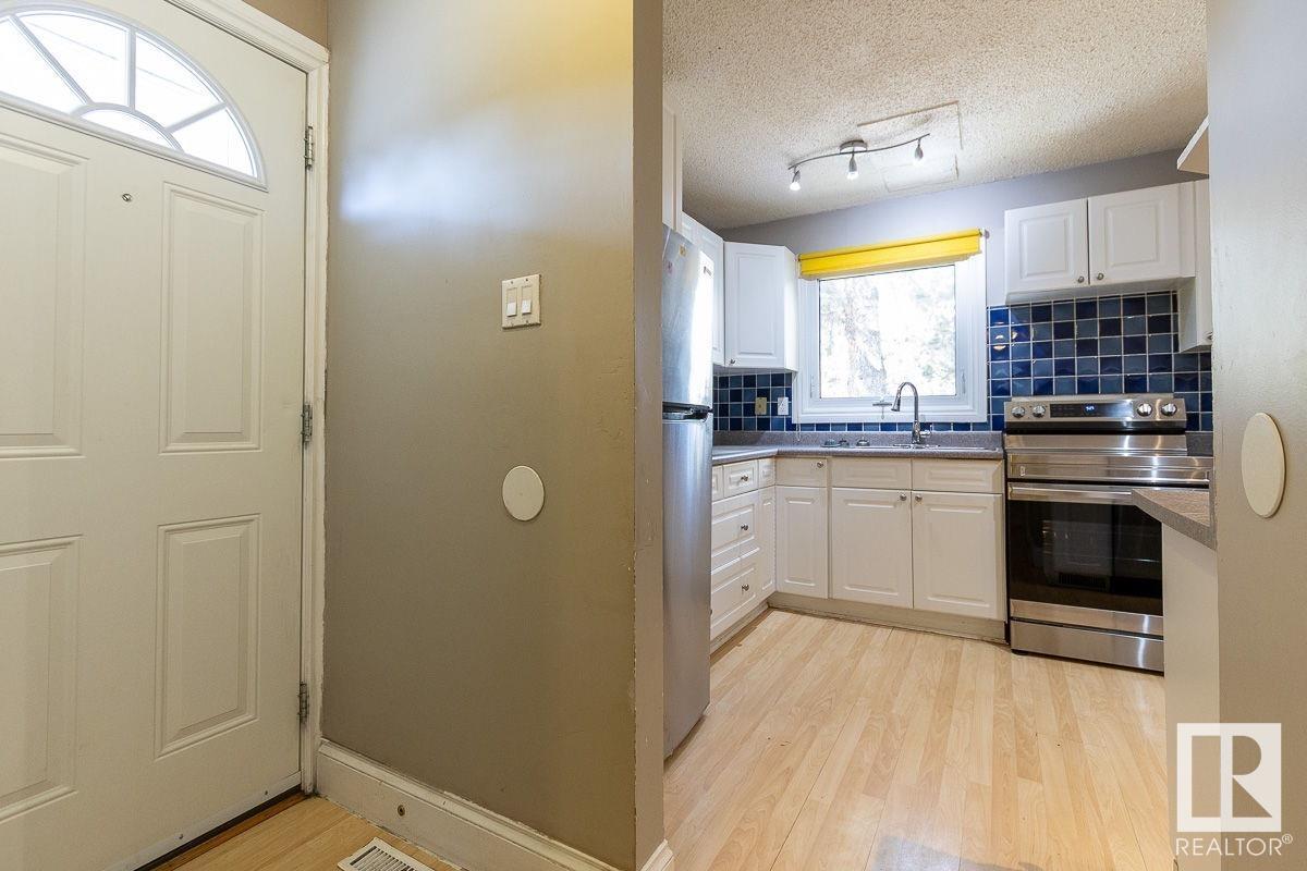 Property at 31 BELMEAD GARDENS GD NW image 5