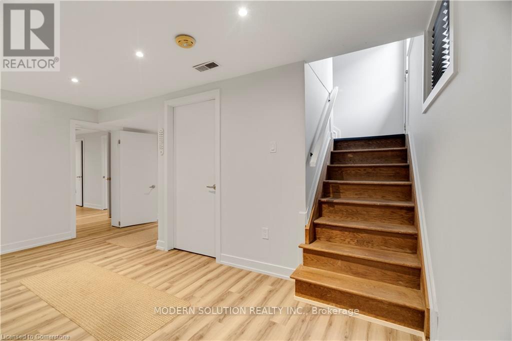 3 Hartsdale Drive, Toronto, Ontario  M9R 2S1 - Photo 24 - W12089373