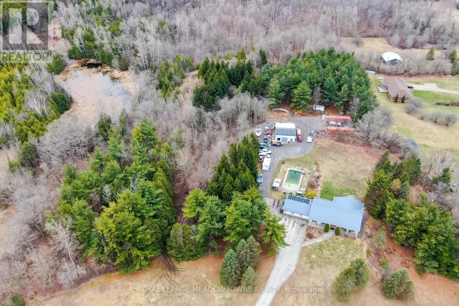 5084 Erin Third Line, Erin, Ontario  L7J 2L8 - Photo 34 - W12089404
