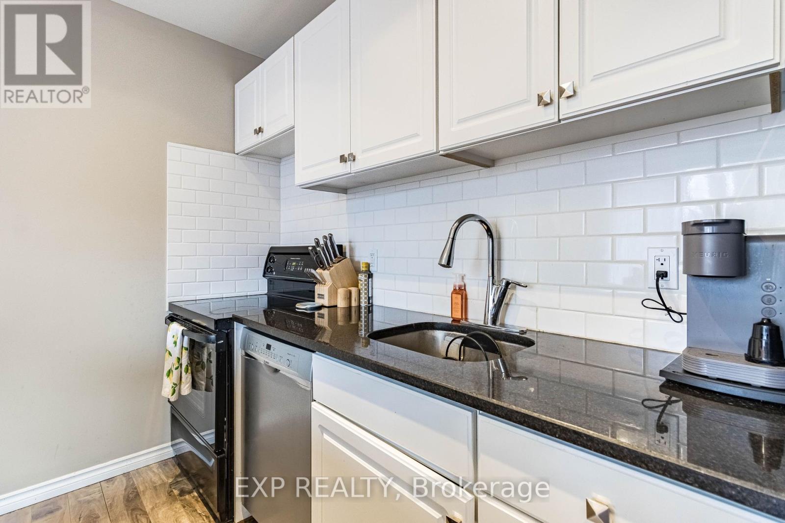 61 Hamel Avenue, Kitchener, Ontario  N2K 1M7 - Photo 21 - X12089302