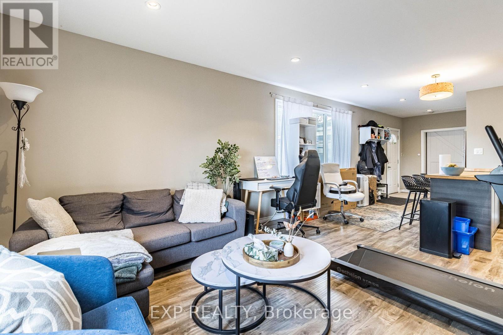 61 Hamel Avenue, Kitchener, Ontario  N2K 1M7 - Photo 23 - X12089302