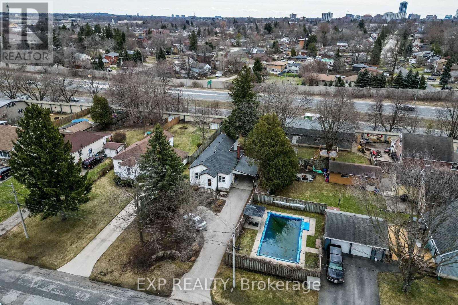 61 Hamel Avenue, Kitchener, Ontario  N2K 1M7 - Photo 29 - X12089302