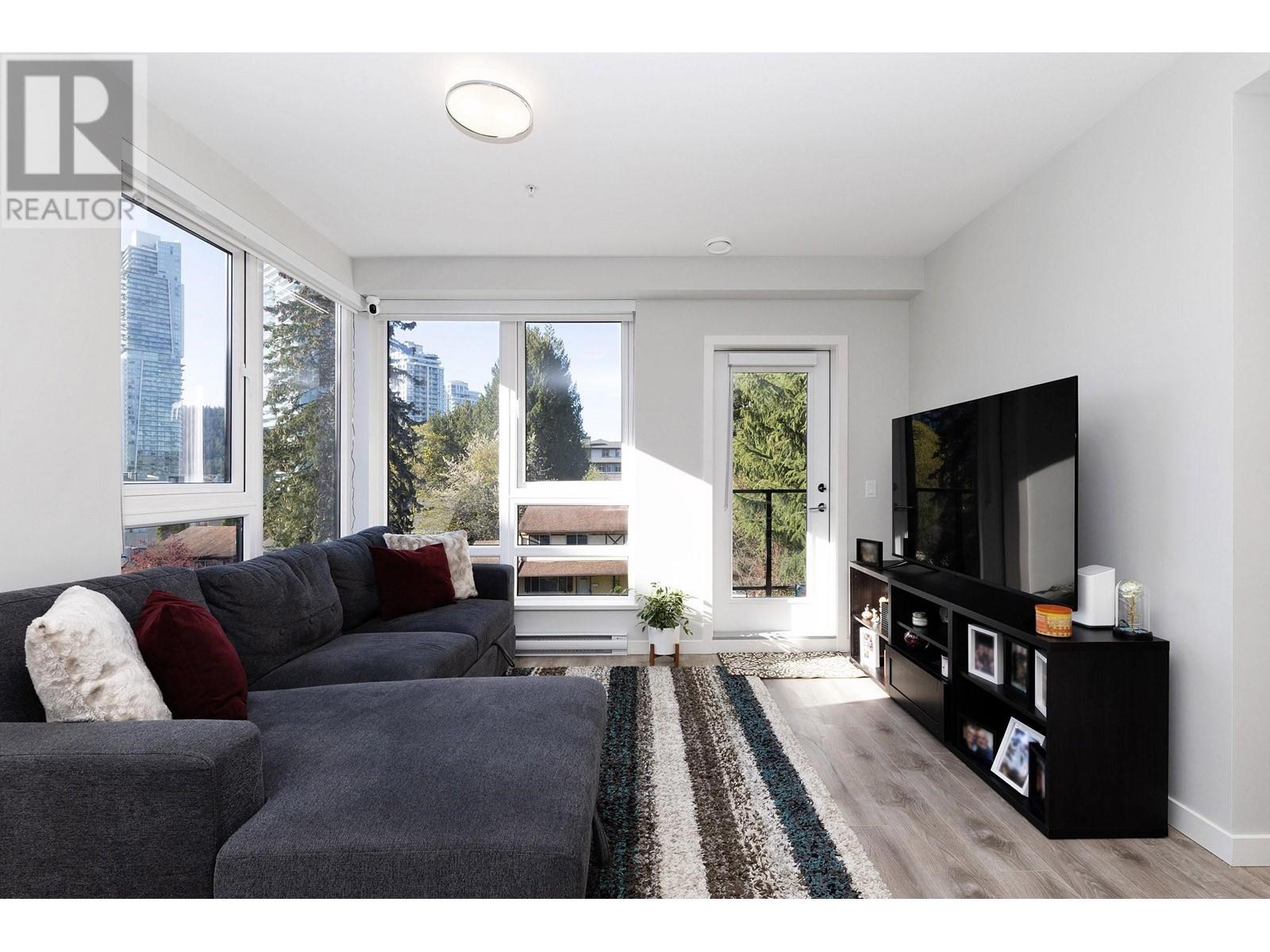 404 615 Cottonwood Avenue, Coquitlam, British Columbia  V3J 2S5 - Photo 3 - R2987145