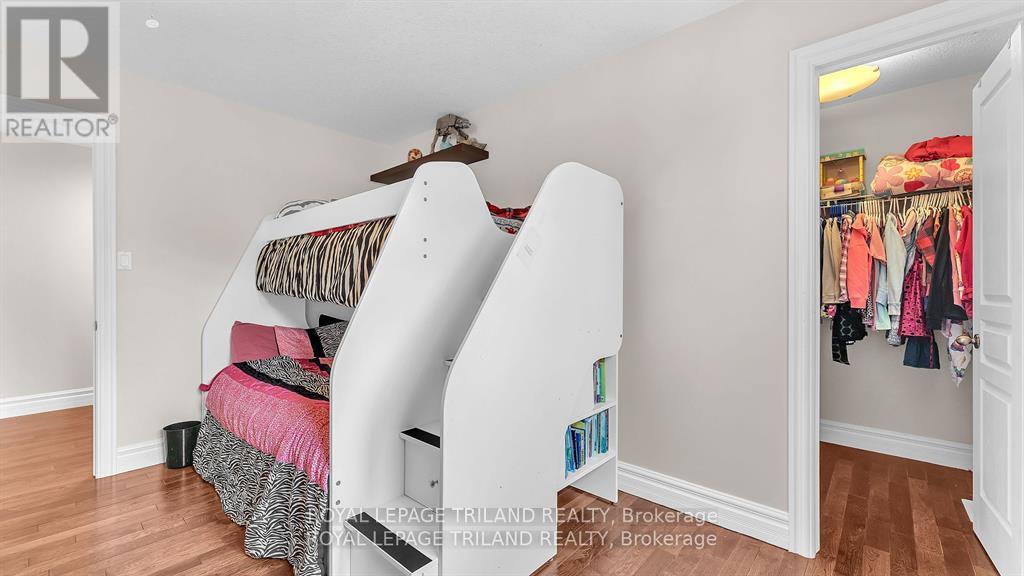 Photo 22 of 41 for 2145 Quarrier Road