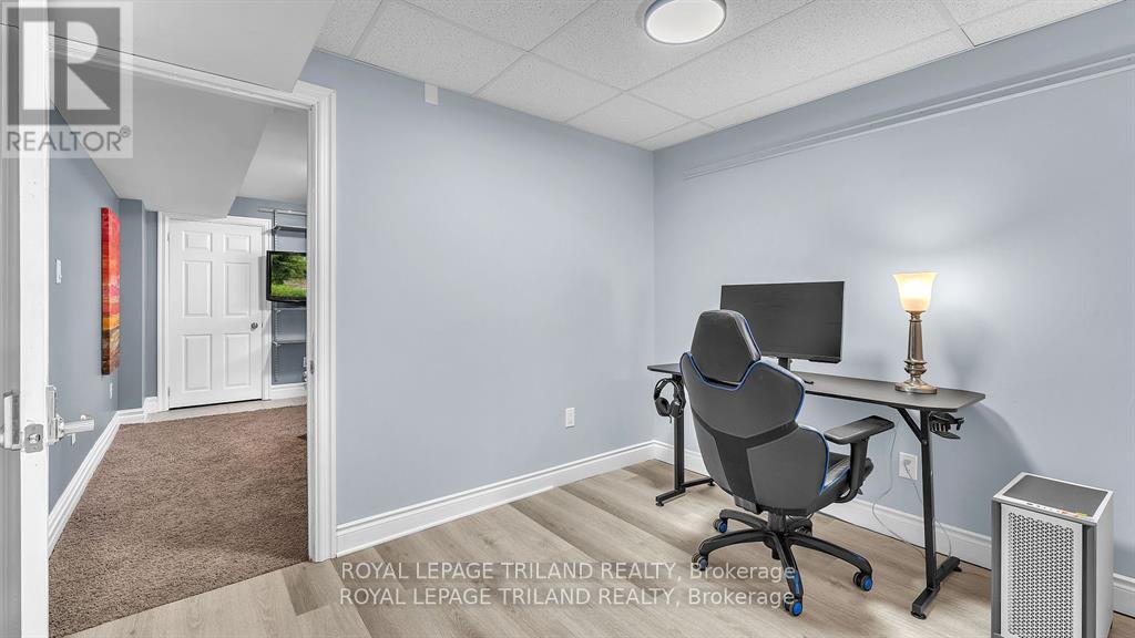 Photo 33 of 41 for 2145 Quarrier Road