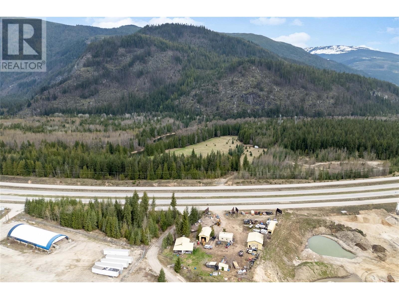 3354 Oxbow Frontage Road, Malakwa, British Columbia  V0E 2J0 - Photo 20 - 10342614