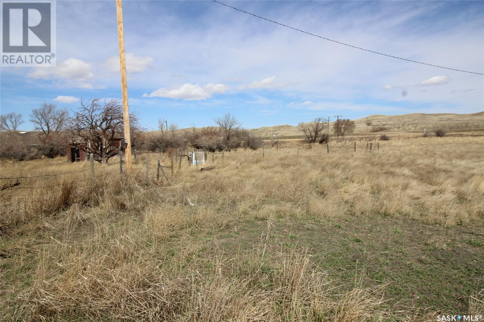 0 Railway Street E, Eastend, Saskatchewan  S0N 0T0 - Photo 18 - SK002899