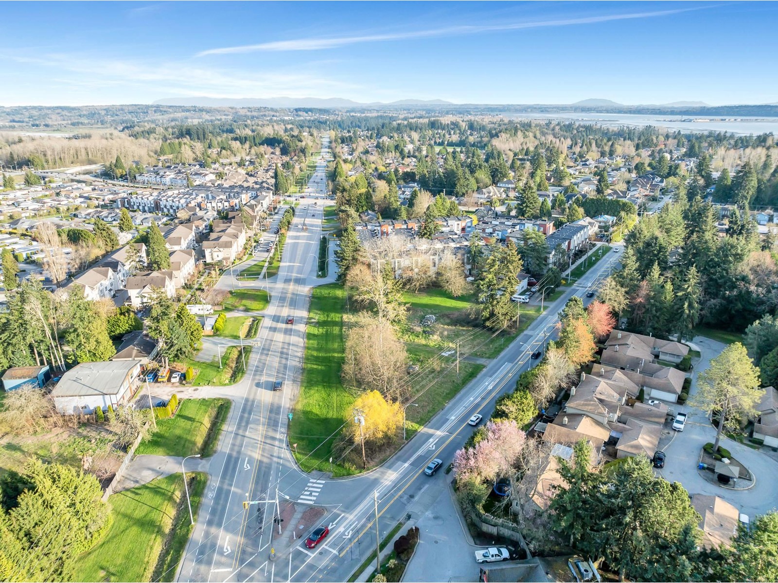 1704 160 Street, Surrey, British Columbia  V4A 4X2 - Photo 1 - R2991247
