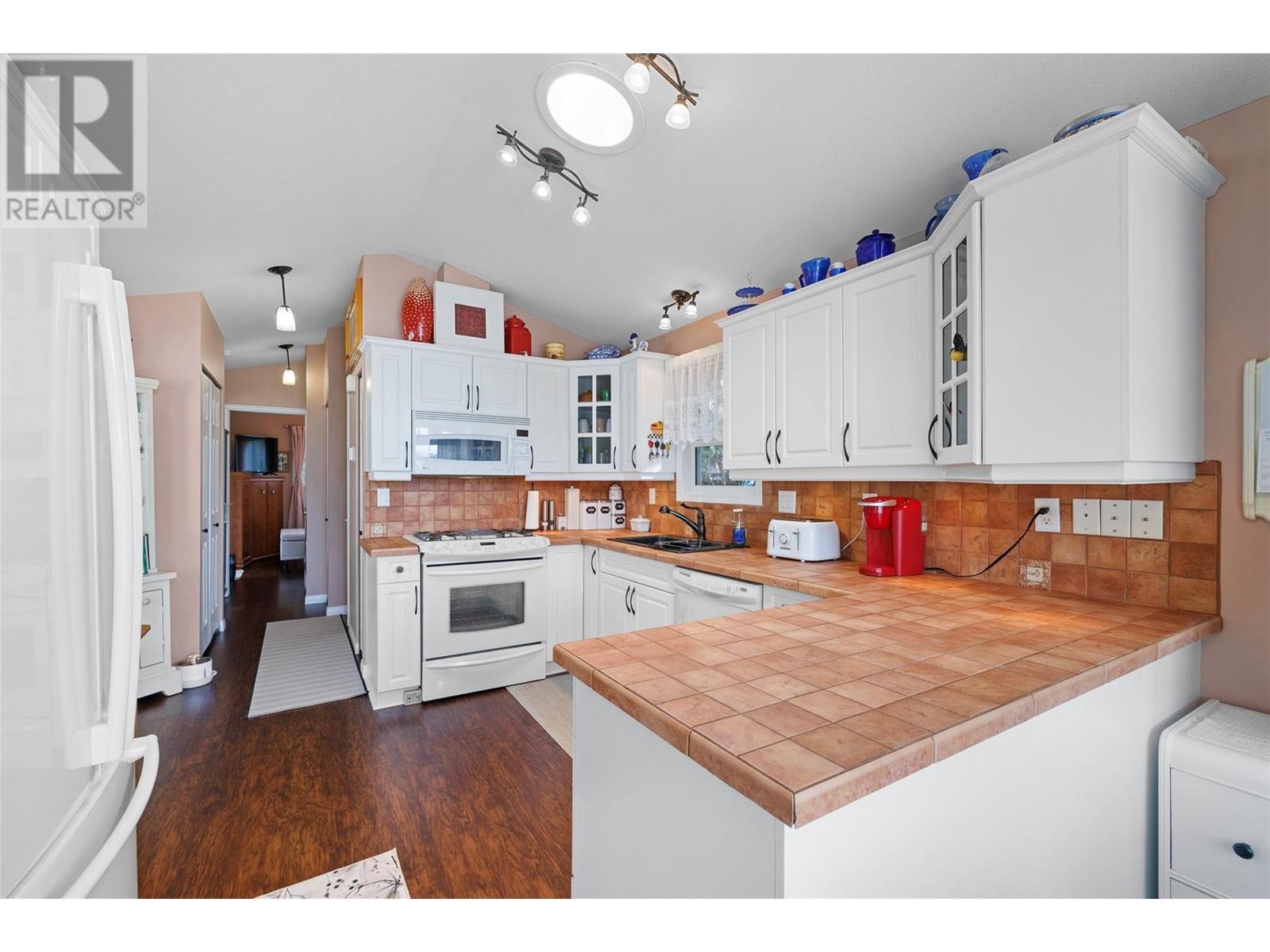 415 Commonwealth Road Unit# 348, Kelowna, British Columbia  V4V 1P4 - Photo 11 - 10343495