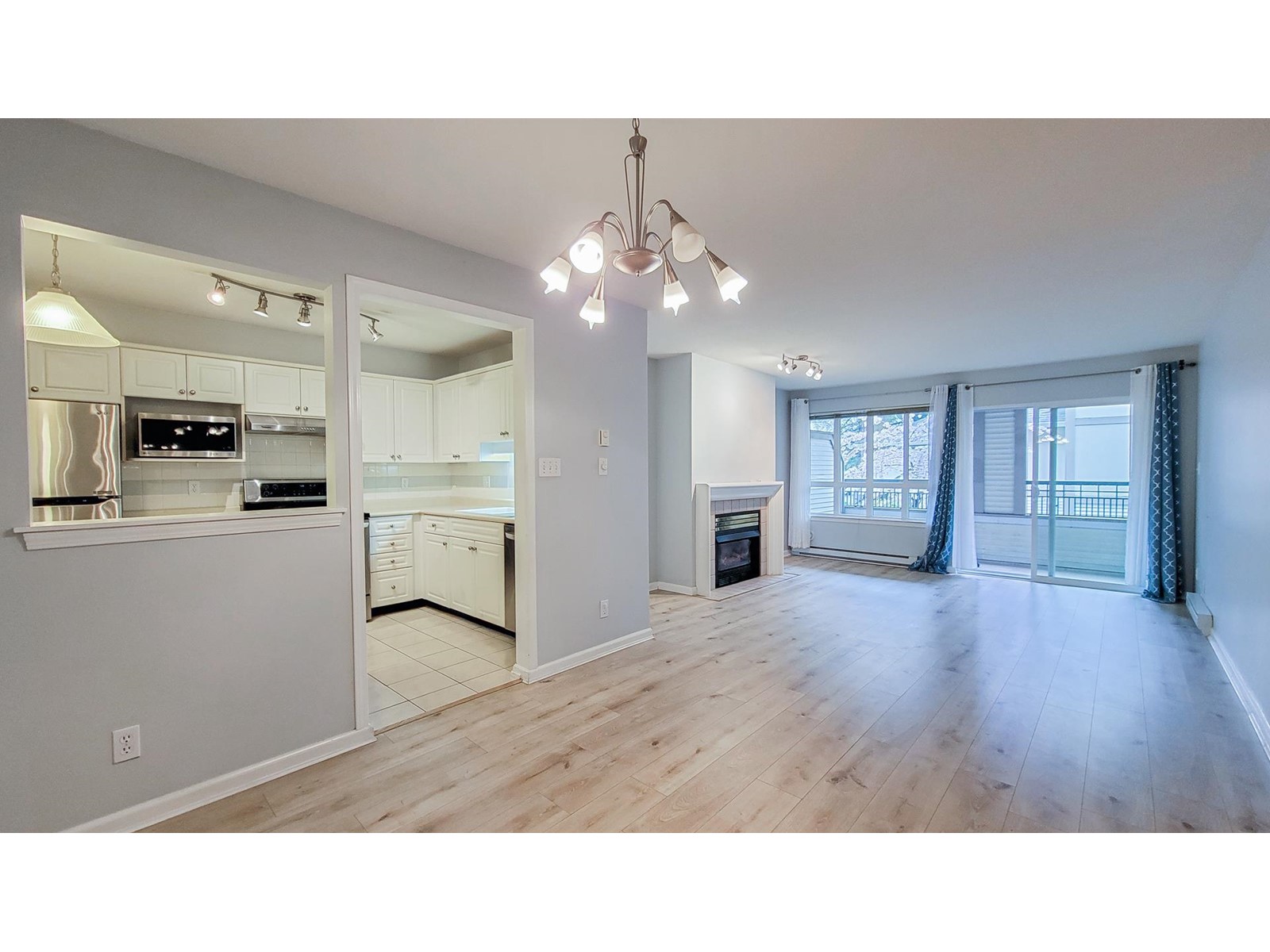 207 6363 121 STREET, Surrey, British Columbia