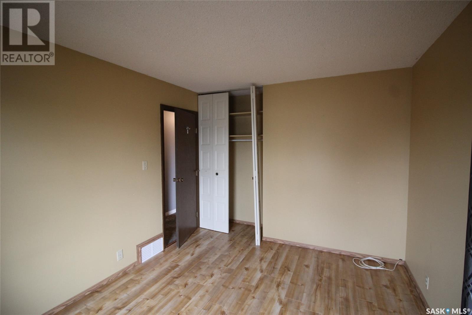 602 9th Street W, Shaunavon, Saskatchewan  S0N 2M0 - Photo 20 - SK003051