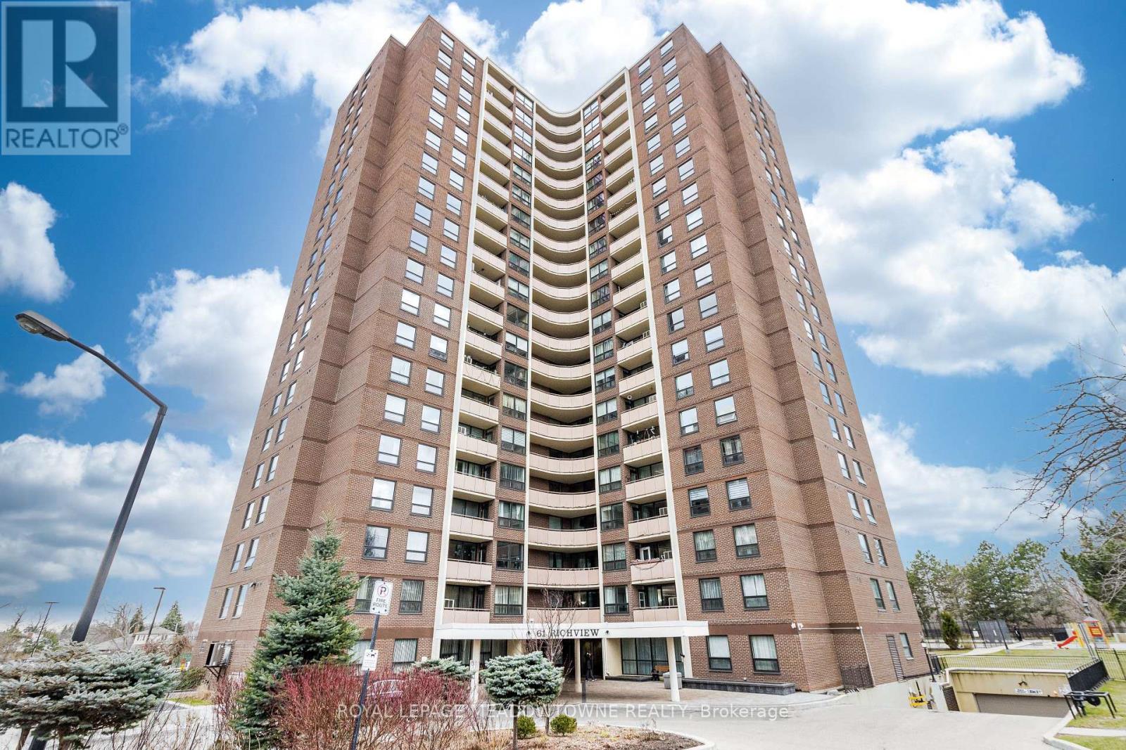 Property at 406 - 61 RICHVIEW ROAD image 1