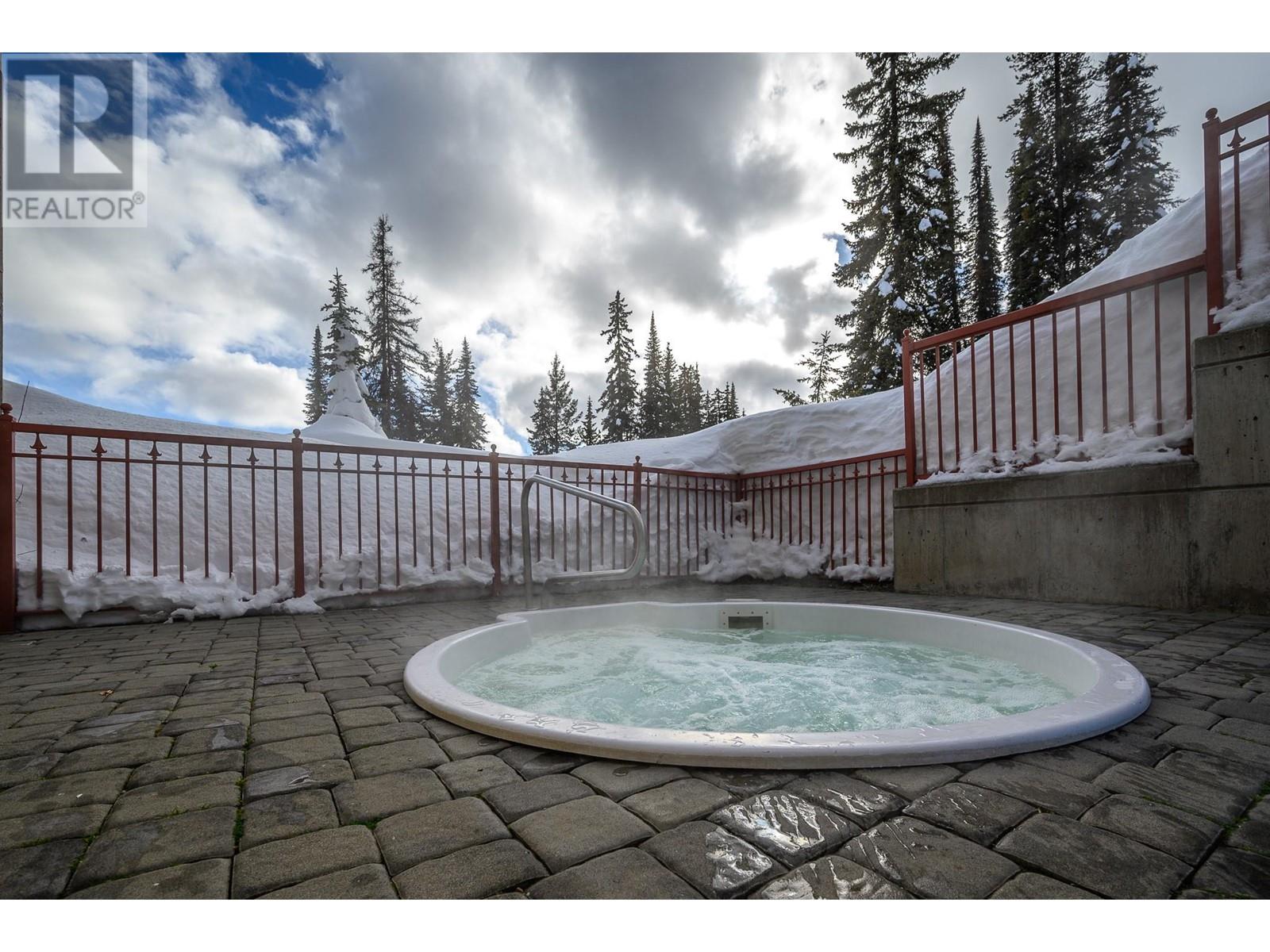 9802 Silver Star Road Unit# 104, Silver Star, British Columbia  V1B 3W9 - Photo 13 - 10343948