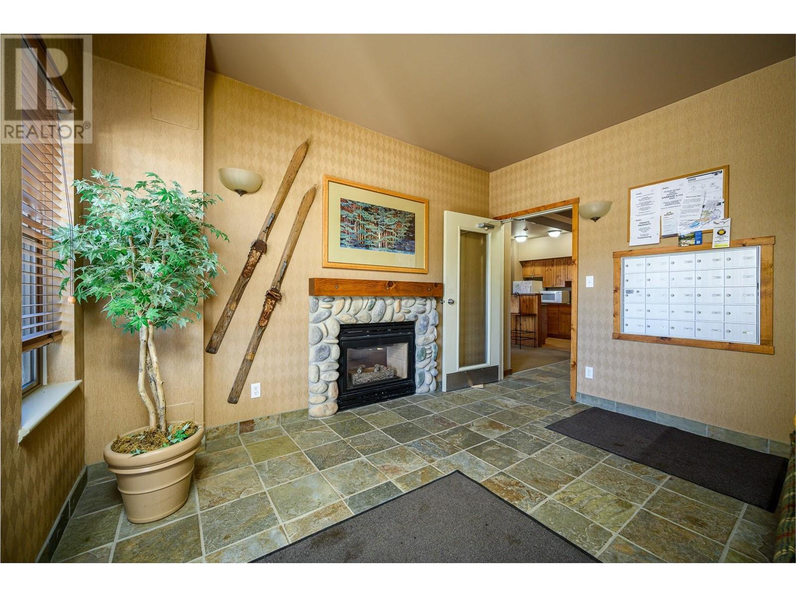 9802 Silver Star Road Unit# 104, Silver Star, British Columbia  V1B 3W9 - Photo 15 - 10343948