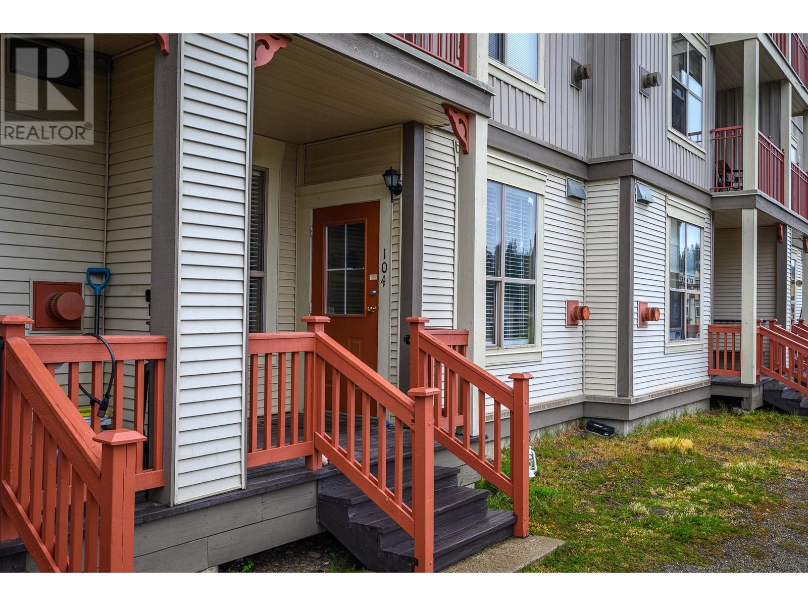 9802 Silver Star Road Unit# 104, Silver Star, British Columbia  V1B 3W9 - Photo 2 - 10343948
