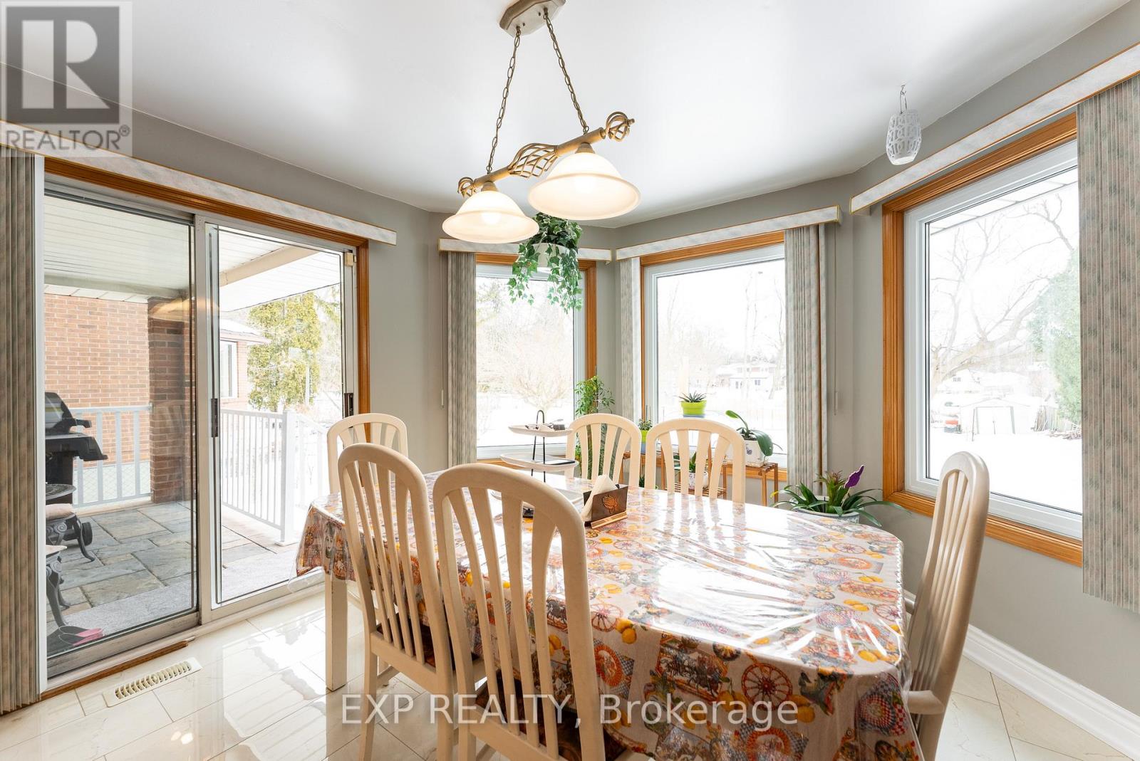 39 Watson Street, Toronto (Highland Creek), Ontario  M1C 1E2 - Photo 7 - E12001978