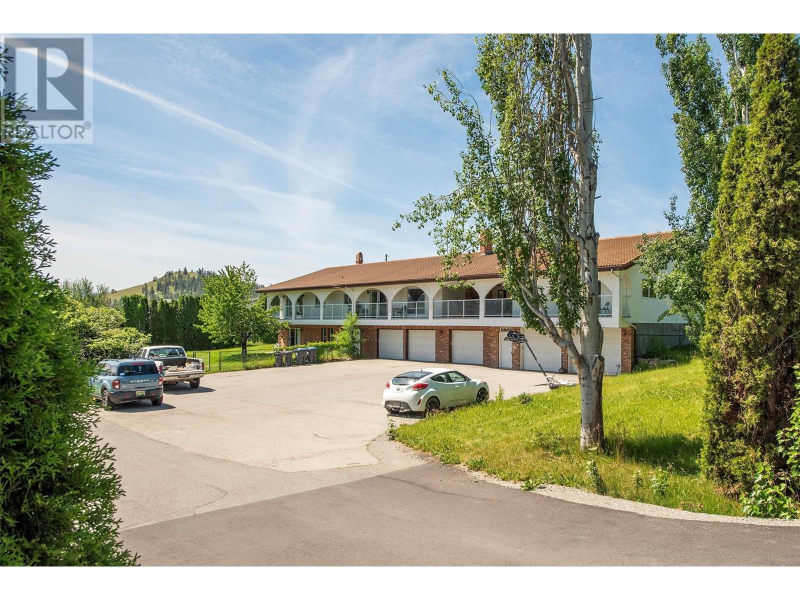 215 Arab Road, Kelowna, British Columbia
