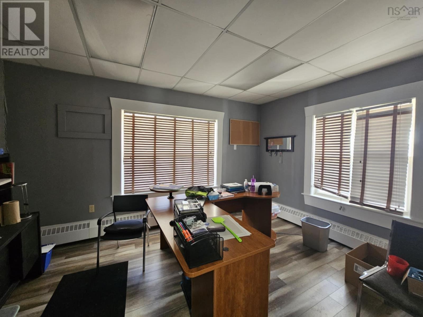 92 Pierce Street, North Sydney, Nova Scotia  B2A 2W7 - Photo 4 - 202505438