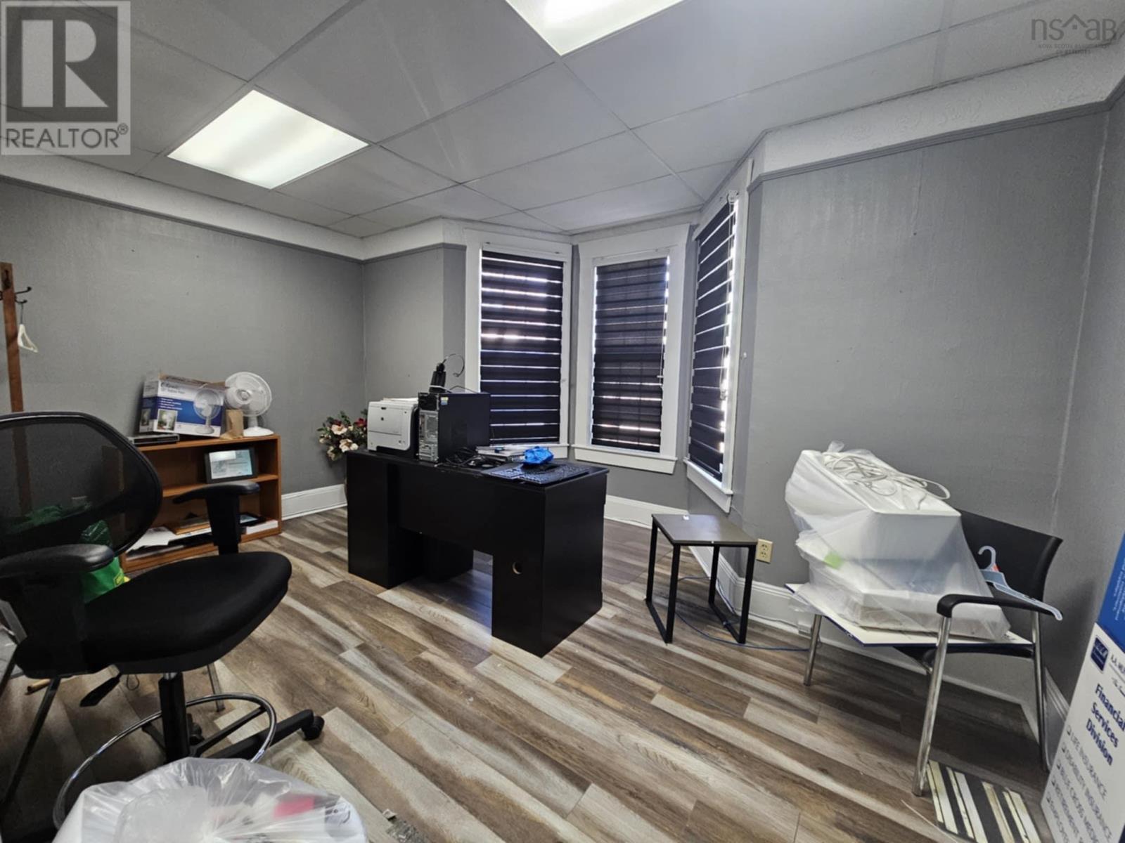 92 Pierce Street, North Sydney, Nova Scotia  B2A 2W7 - Photo 5 - 202505438