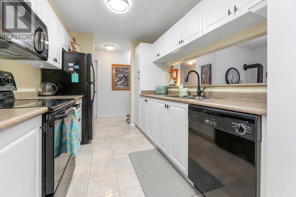Property at 4769 FORSTERS LANDING Road Unit# 201 image 5