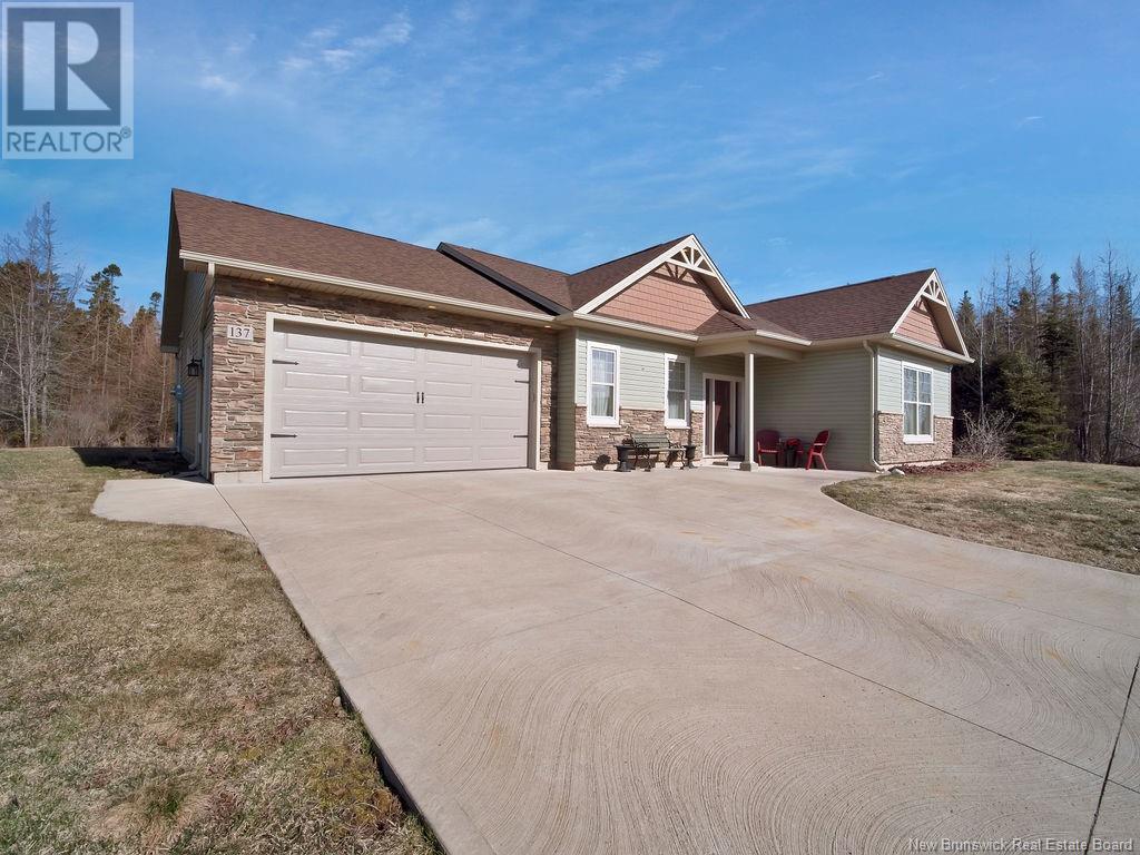 Property at 137 Sedona Crescent image 2