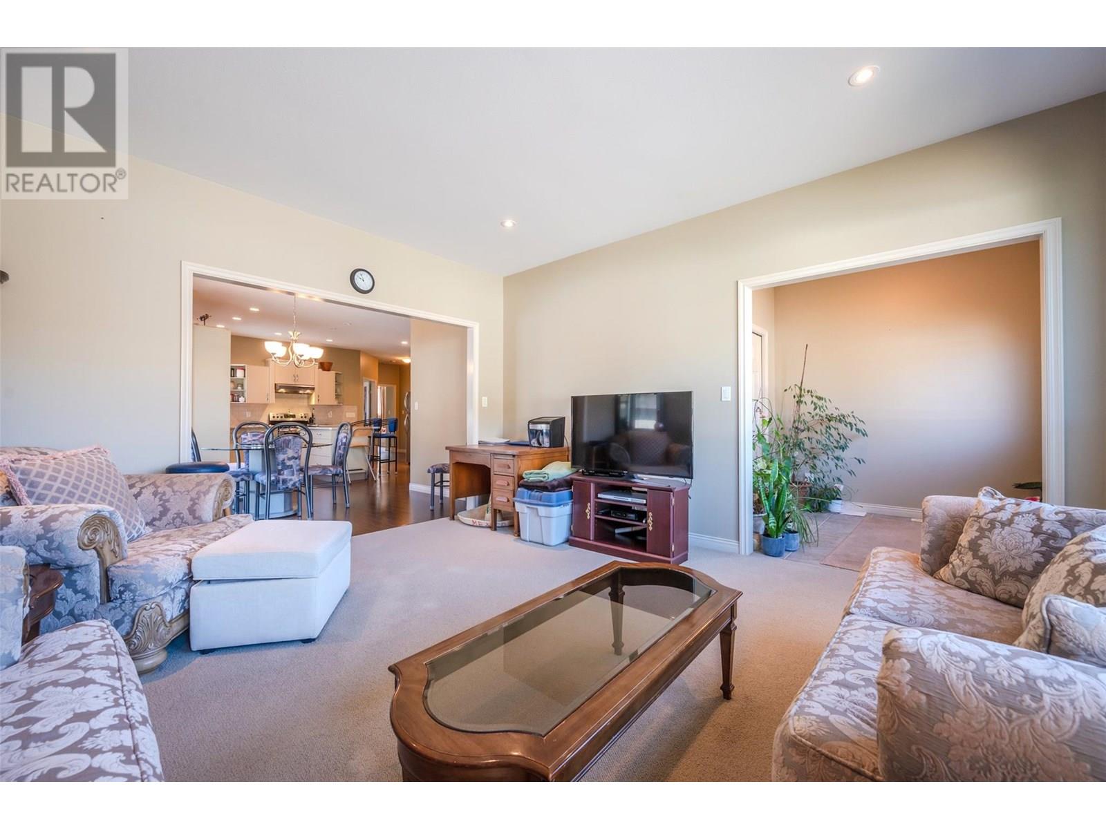 Property at 6679 OXBOW Crescent image 2
