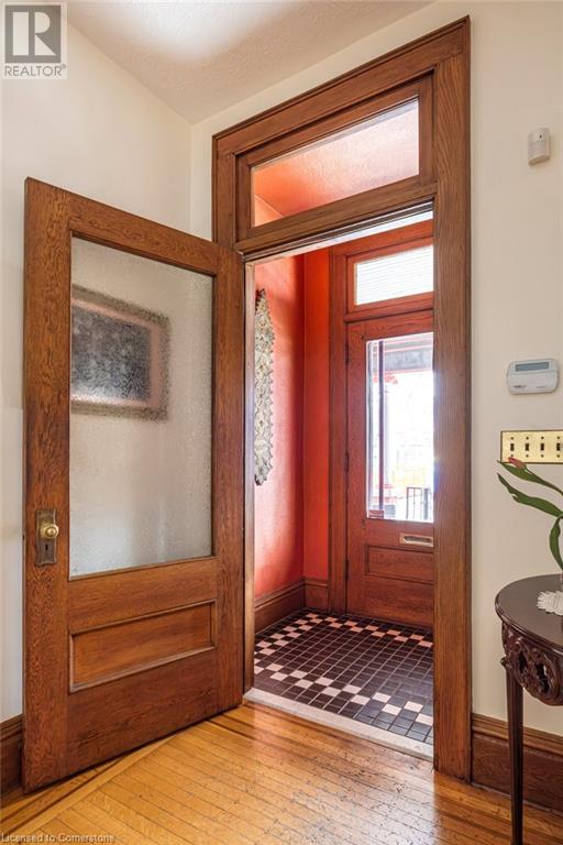 Property at 80 STANLEY Avenue image 4