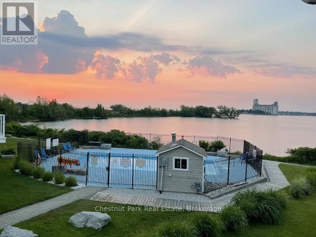 12 Cranberry Surf, Collingwood, Ontario  L9Y 5C4 - Photo 2 - S12086469