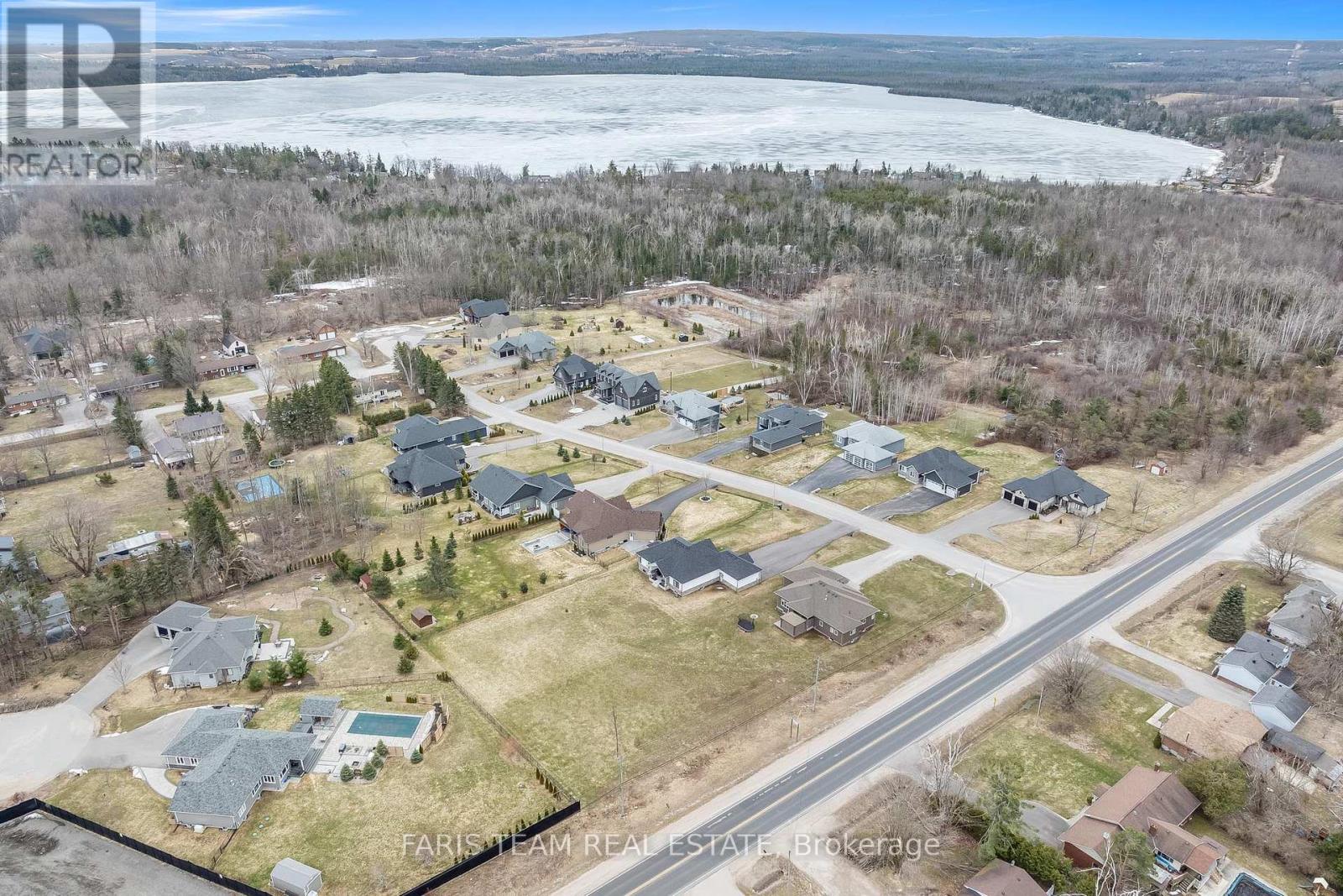 5 Breanna Boulevard, Oro-Medonte, Ontario  L3V 6H2 - Photo 24 - S12085551