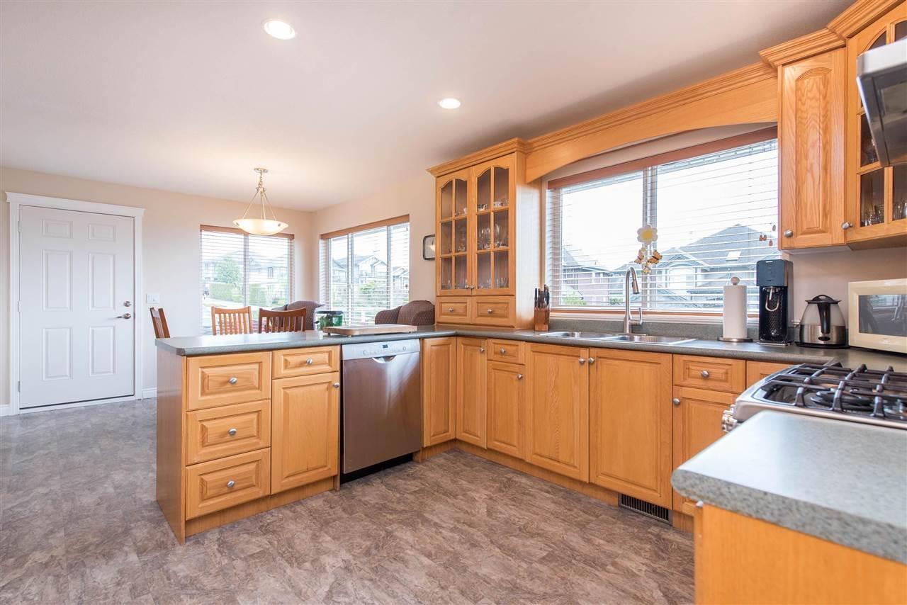 Property at 7978 WEATHERHEAD COURT image 4