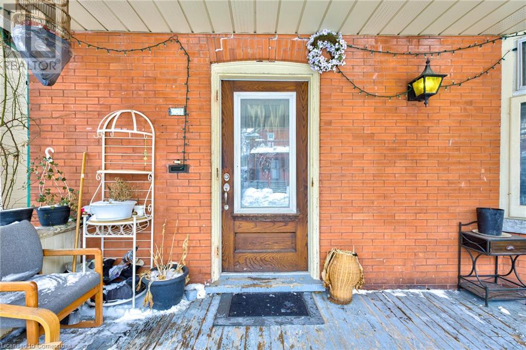 Property at 59 IRVIN Street image 2