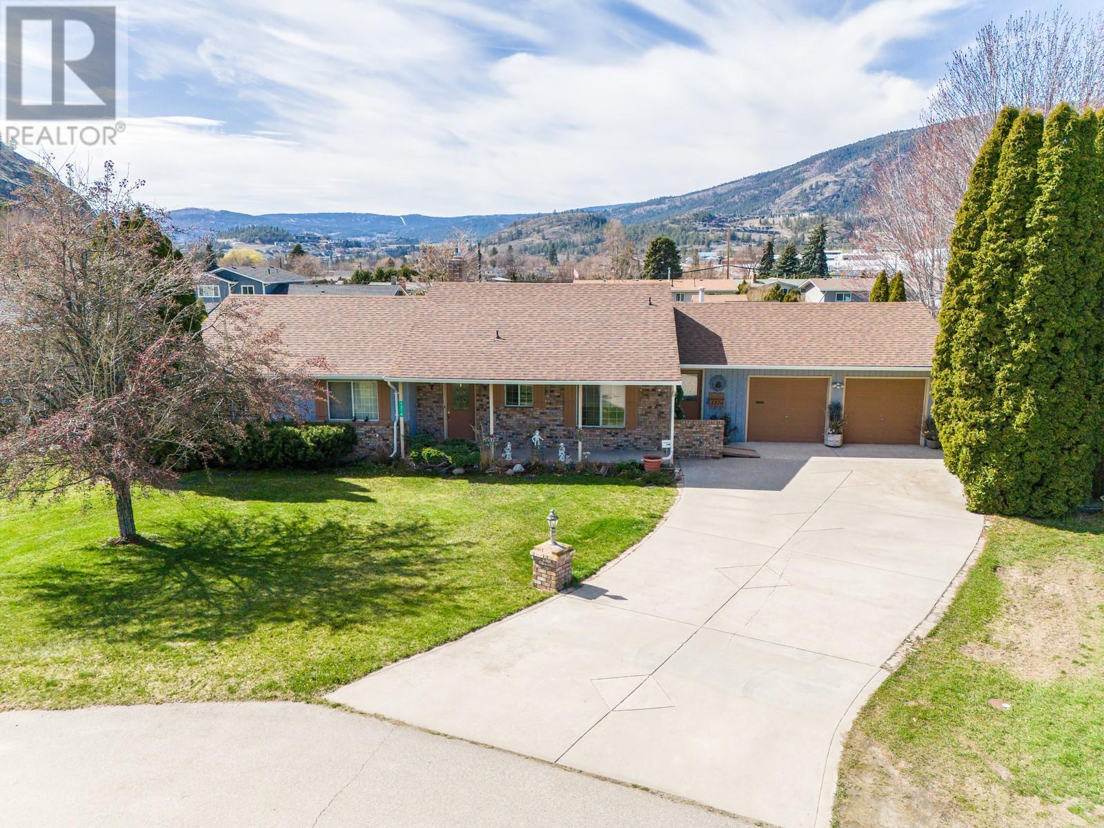 Property at 1376 Brentwood Court image 1