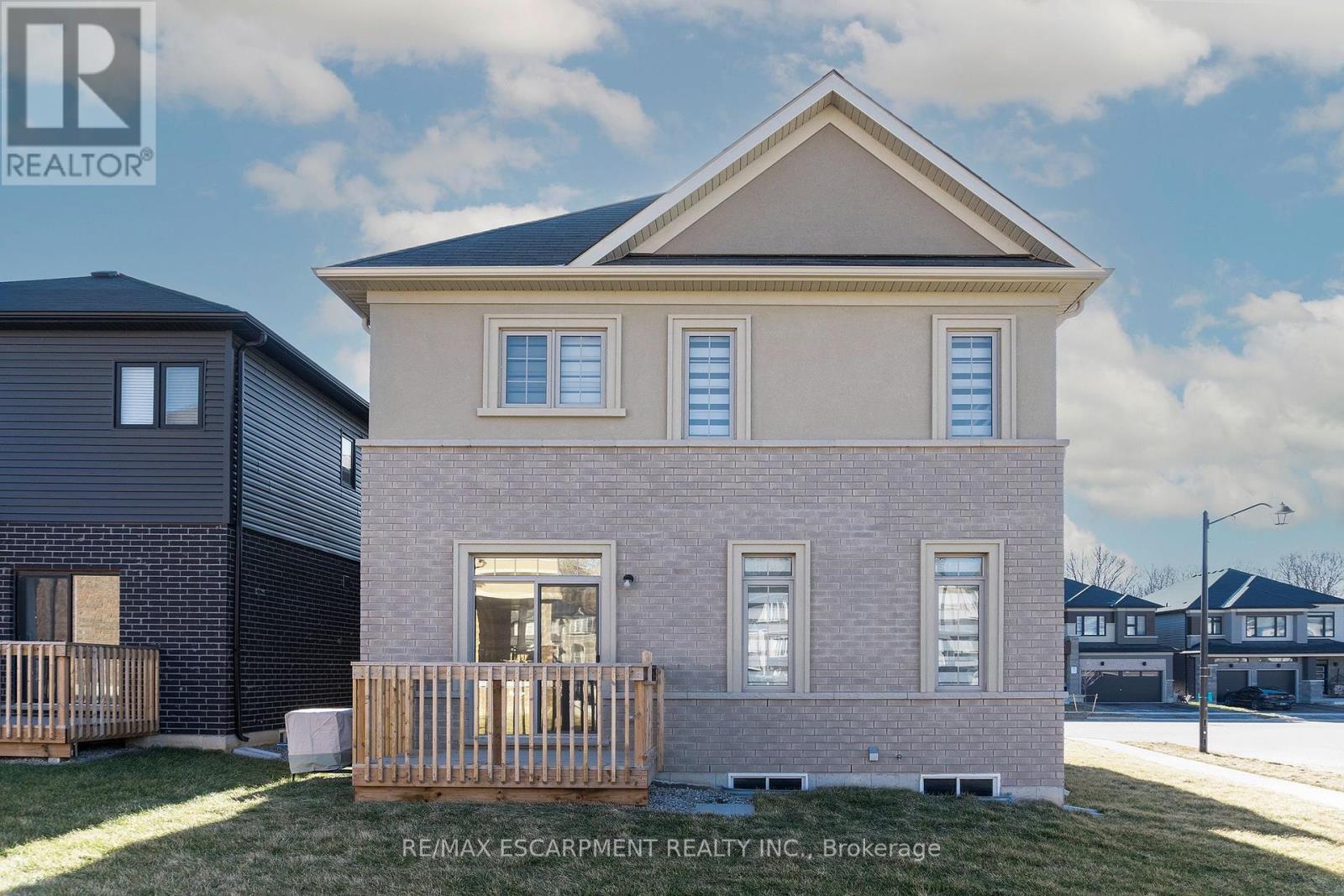 12 Stauffer Road, Brantford, Ontario  N3T 5L8 - Photo 24 - X12002727
