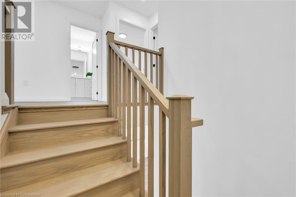 29 Kingfisher Drive, Hamilton, Ontario  L9A 5A4 - Photo 44 - 40690071