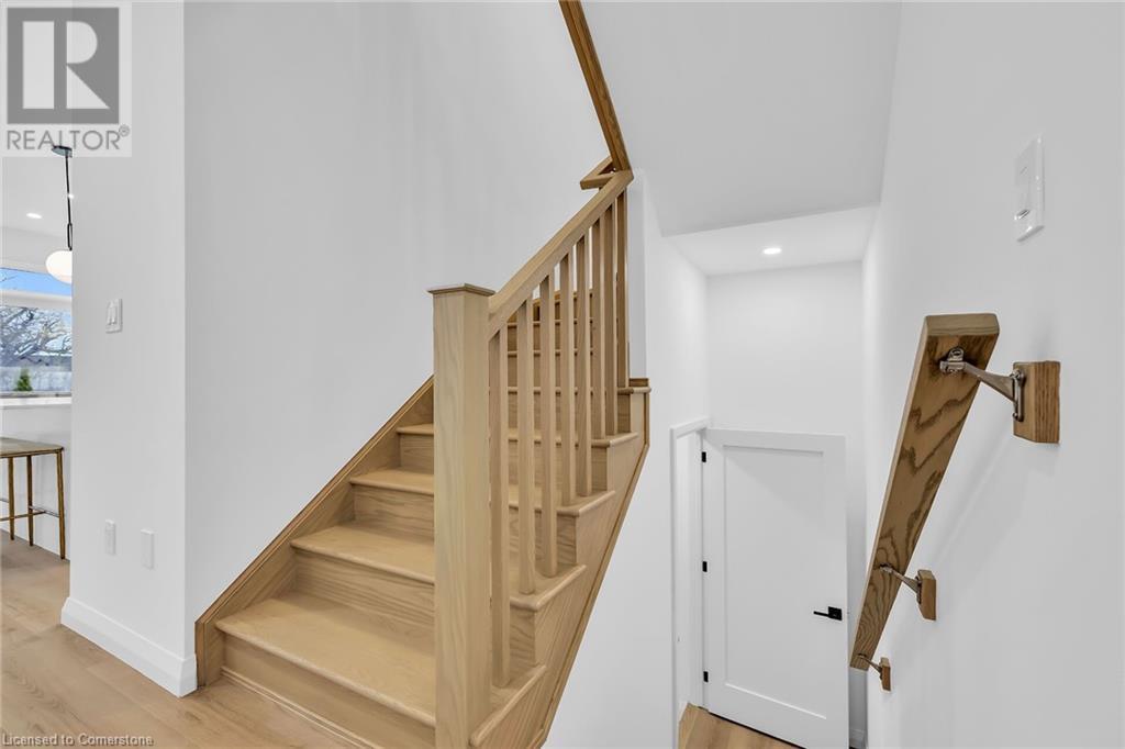 Property at 29 KINGFISHER Drive image 4
