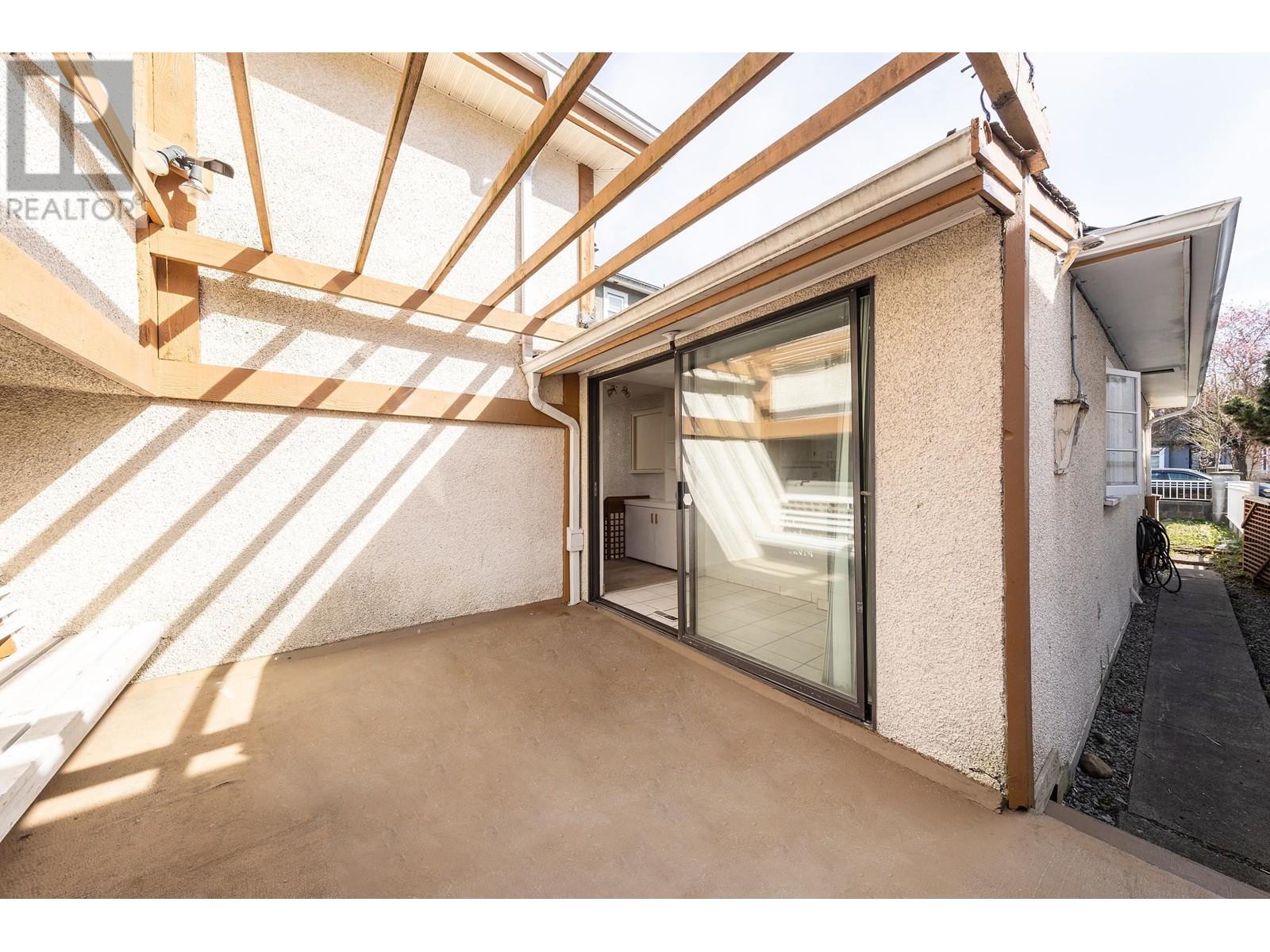 3247 Napier Street, Vancouver, British Columbia  V5K 2X2 - Photo 28 - R2991287