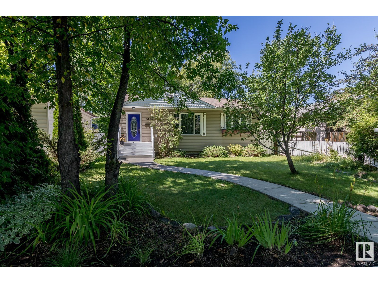 Property at 10636 128 ST NW image 2