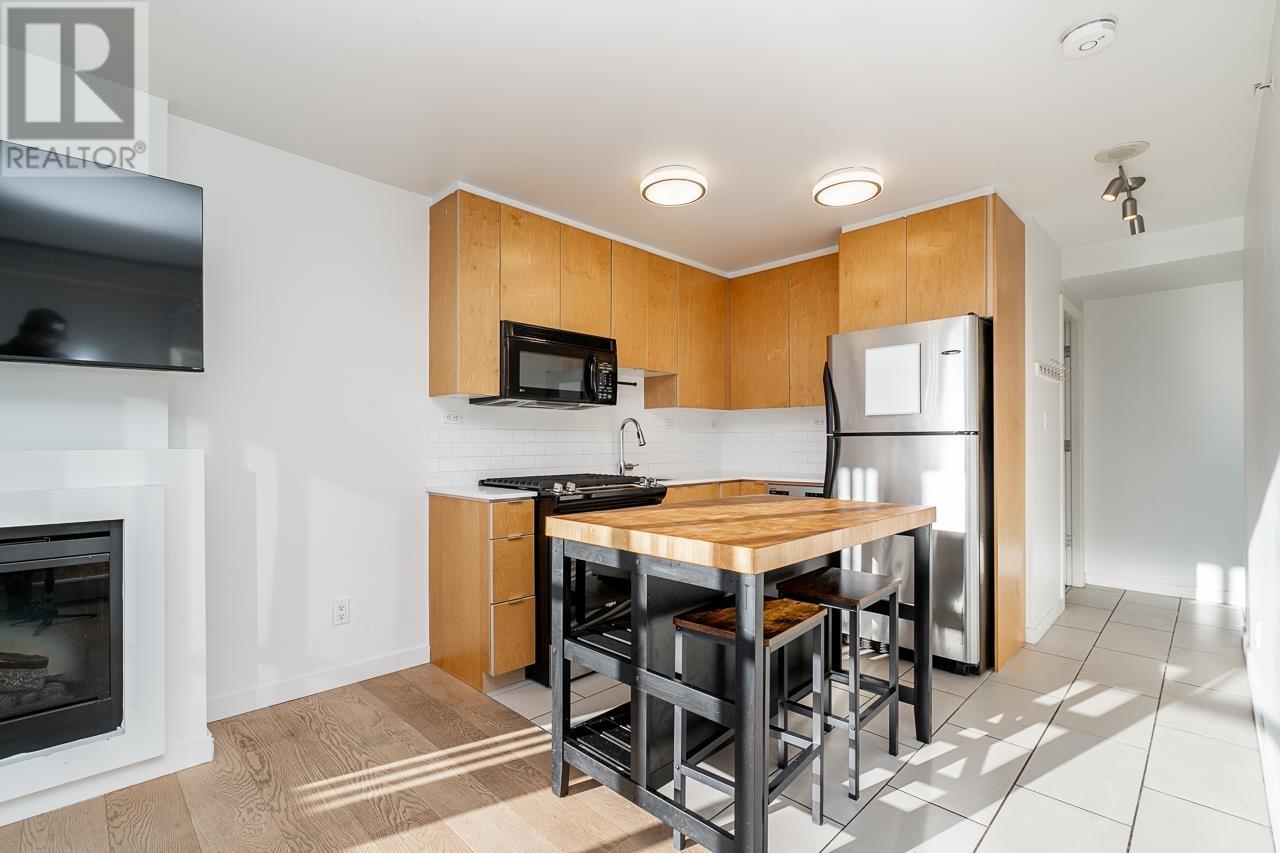 704 989 Beatty Street, Vancouver, British Columbia  V6Z 3C2 - Photo 2 - R2991699