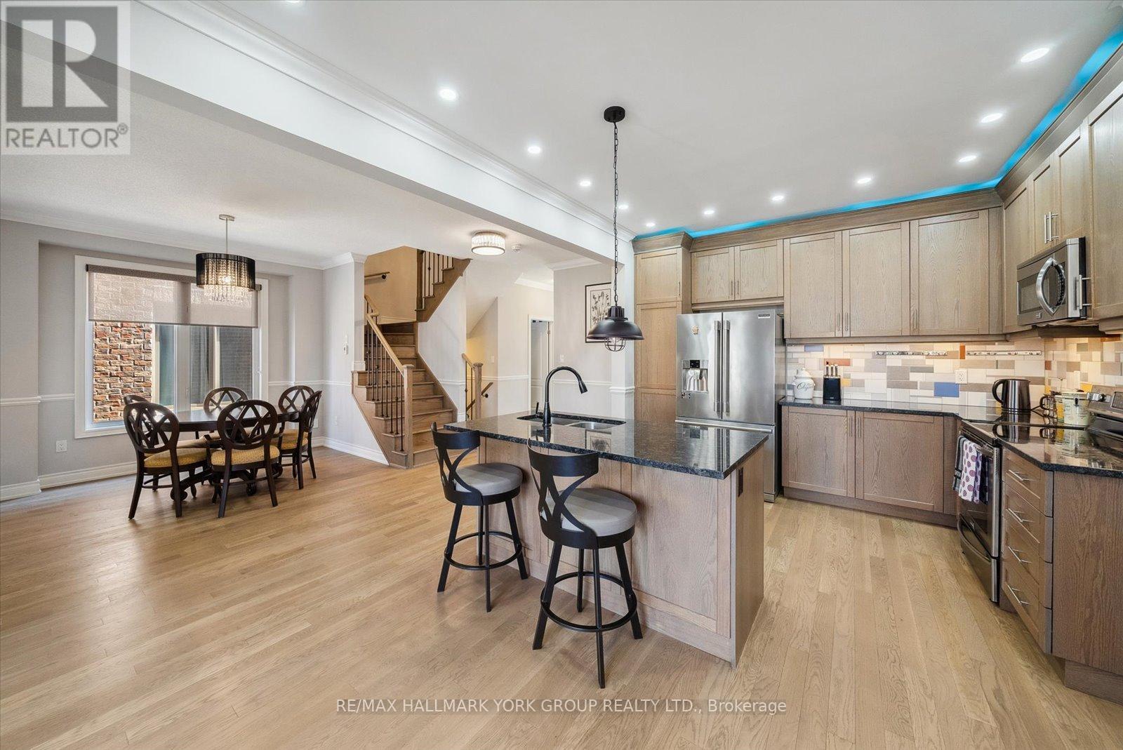 Property at 12 DEER PASS ROAD image 4