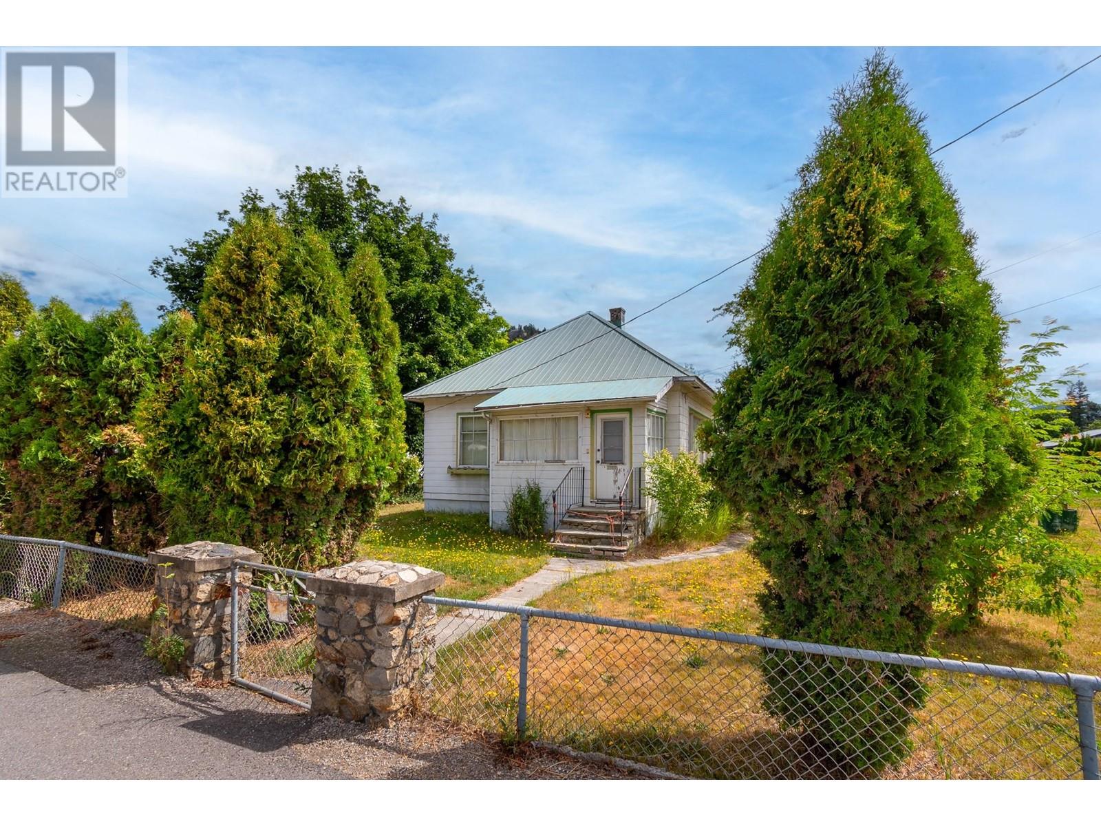 Property at 2265 Shuswap Avenue image 1