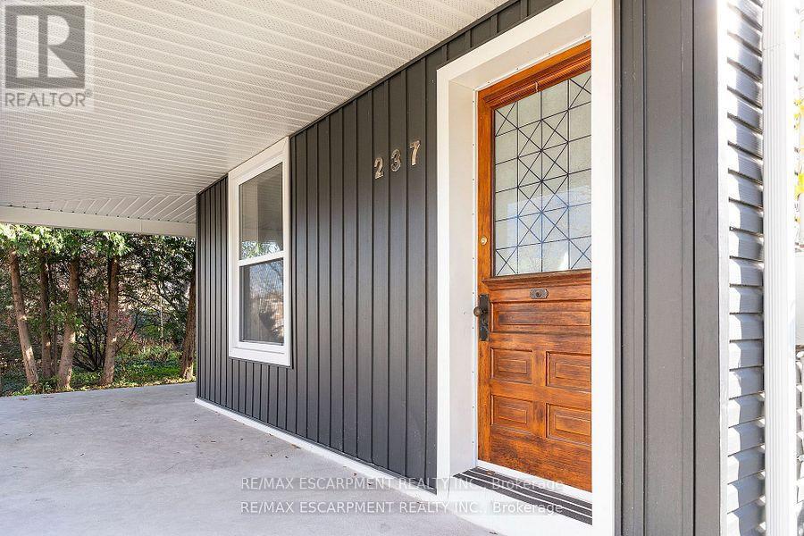 237 Main Street E, Norwich, Ontario  N0J 1R0 - Photo 2 - X12041094