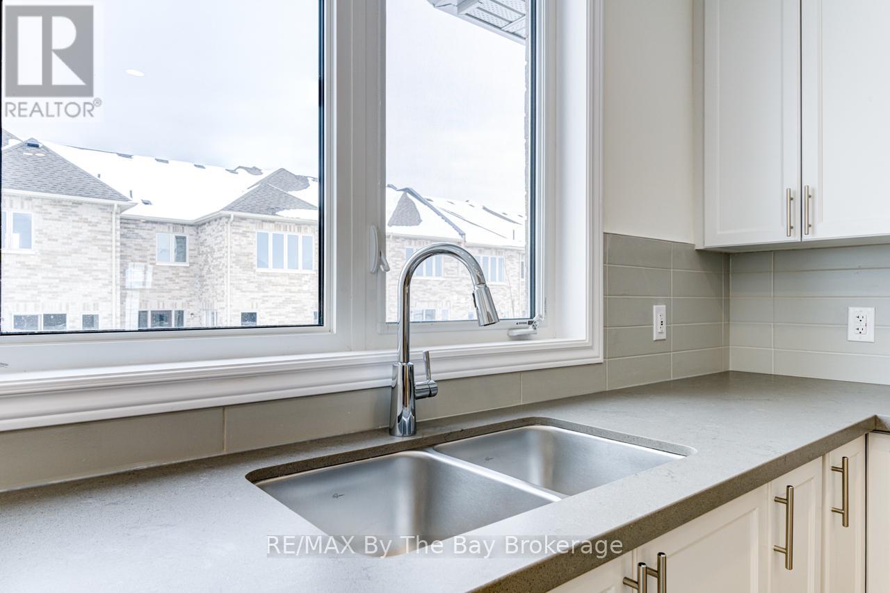 15 Sun Valley Avenue, Wasaga Beach, Ontario  L9Z 0N6 - Photo 15 - S11967714