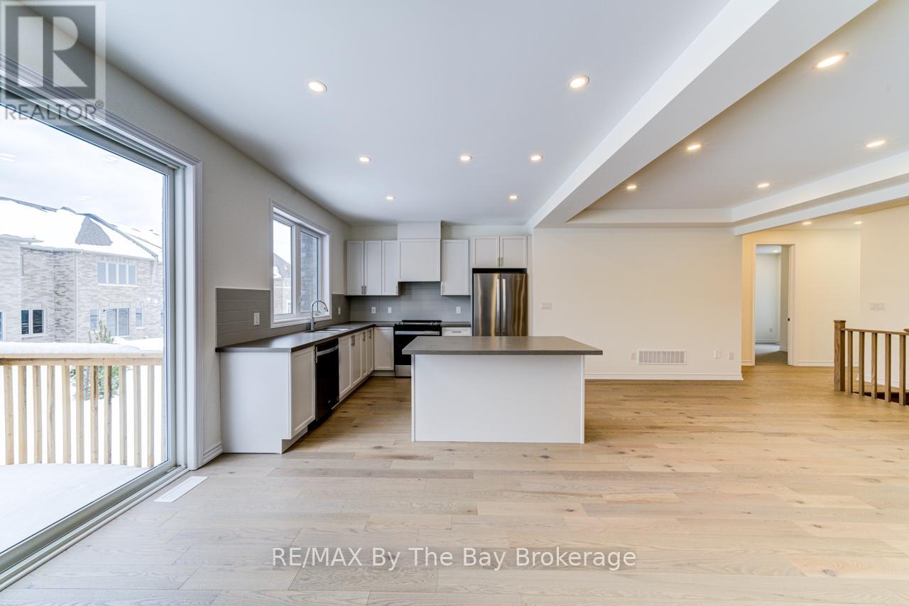 15 Sun Valley Avenue, Wasaga Beach, Ontario  L9Z 0N6 - Photo 11 - S11967714