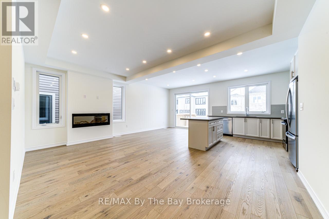 15 Sun Valley Avenue, Wasaga Beach, Ontario  L9Z 0N6 - Photo 7 - S11967714